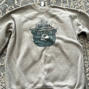 Smokey the bear sweat shirt